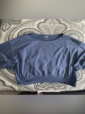 Hollister Blue Cropped Sweatshirt in size Medium